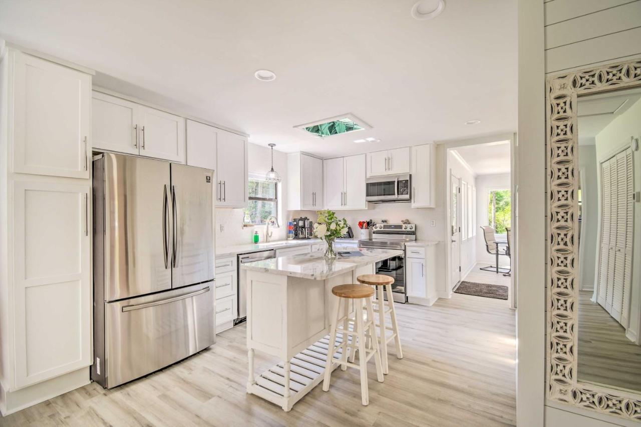 Riverside New Magnolia Springs Home With Dock, Beach Foley Exterior photo